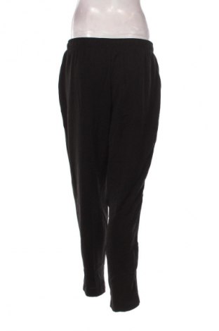 Дамски панталон Stradivarius, Размер XL, Цвят Черен, Цена 13,80 €