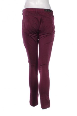 Дамски панталон Stradivarius, Размер M, Цвят Червен, Цена 15,33 €