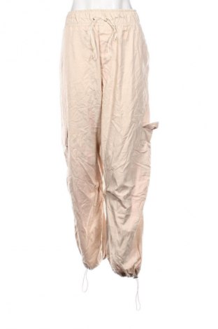 Дамски панталон Unbranded, Размер XL, Цвят Бежов, Цена 15,00 €