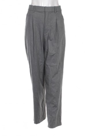 Дамски панталон Uniqlo, Размер S, Цвят Сив, Цена 21,47 €