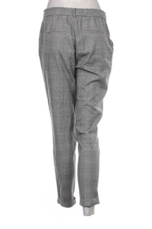 Pantaloni de femei Vero Moda, Mărime M, Culoare Multicolor, Preț 72,99 Lei