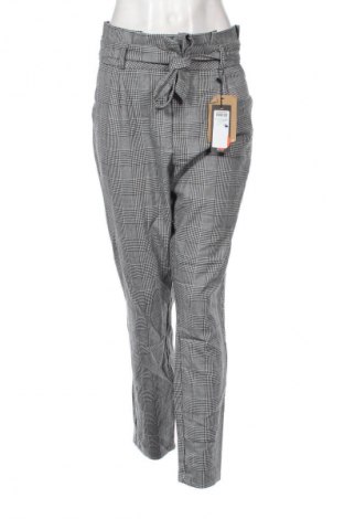 Pantaloni de femei Vero Moda, Mărime XL, Culoare Multicolor, Preț 88,99 Lei
