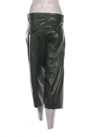 Pantaloni de femei Zara, Mărime L, Culoare Verde, Preț 91,00 Lei