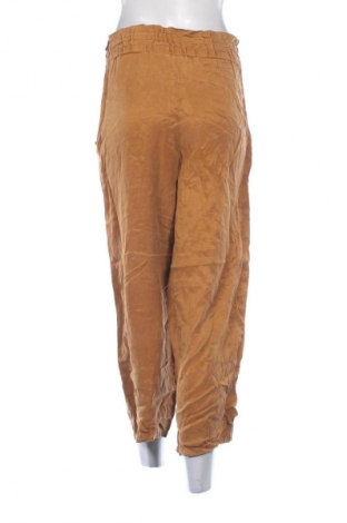 Damskie spodnie Zara, Rozmiar S, Kolor Brązowy, Cena 30,99 zł