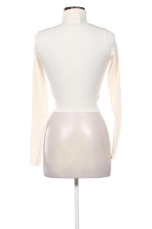 Дамски пуловер Bershka, Размер M, Цвят Екрю, Цена 11,24 €