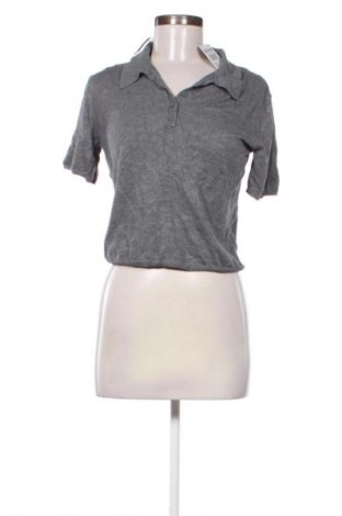 Дамски пуловер H&M Divided, Размер M, Цвят Сив, Цена 10,22 €