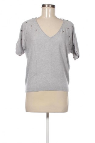 Дамски пуловер Naf Naf, Размер M, Цвят Сив, Цена 21,47 €