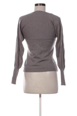 Dámský svetr Unbranded, Velikost S, Barva Šedá, Cena  429,00 Kč