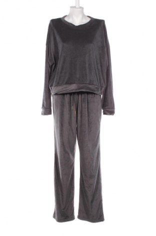 Дамски спортен екип Unbranded, Размер L, Цвят Сив, Цена 12,27 €
