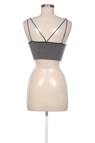 Top sport de damă. Unbranded, Mărime S, Culoare Multicolor, Preț 23,99 Lei