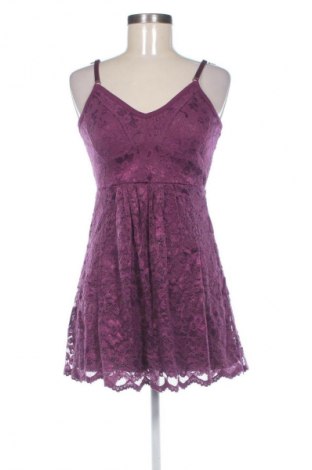 Γυναικείο τοπ Cubus, Μέγεθος M, Χρώμα Βιολετί, Τιμή 8,99 €