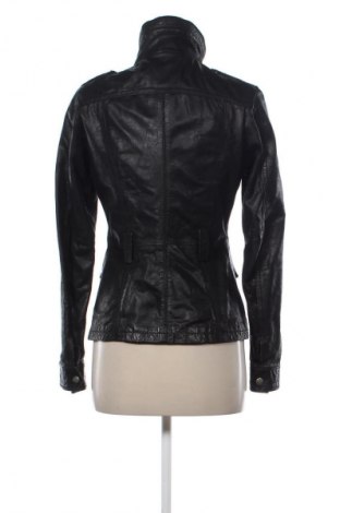 Γυναικείο δερμάτινο μπουφάν Stradivarius, Μέγεθος M, Χρώμα Μαύρο, Τιμή 45,99 €