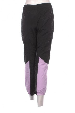 Damen Sporthose Nike, Größe S, Farbe Mehrfarbig, Preis 17,99 €