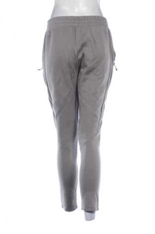 Dámské tepláky PUMA, Velikost M, Barva Šedá, Cena  499,00 Kč