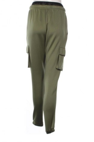 Дамско спортно долнище SikSilk, Размер M, Цвят Зелен, Цена 21,05 €