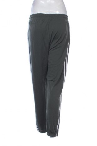 Дамско спортно долнище Unbranded, Размер S, Цвят Зелен, Цена 6,13 €