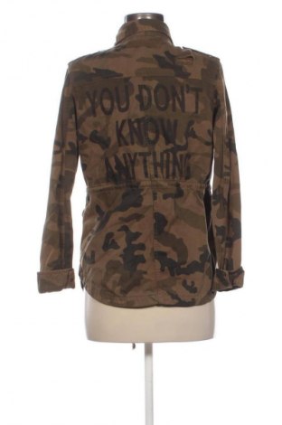 Γυναικείο μπουφάν Bershka, Μέγεθος S, Χρώμα Πολύχρωμο, Τιμή 24,99 €