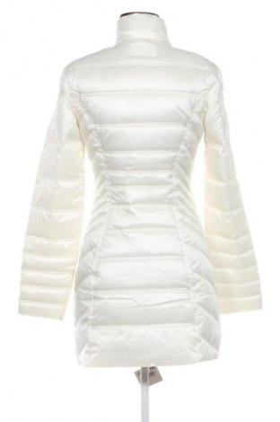 Дамско яке Guess, Размер M, Цвят Екрю, Цена 112,48 €