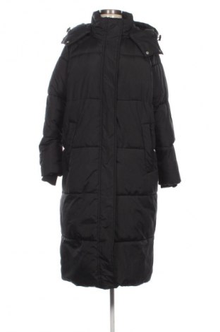 Γυναικείο μπουφάν Minimum, Μέγεθος S, Χρώμα Μαύρο, Τιμή 53,99 €