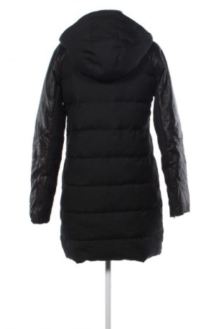 Γυναικείο μπουφάν Second Female, Μέγεθος S, Χρώμα Μαύρο, Τιμή 49,99 €