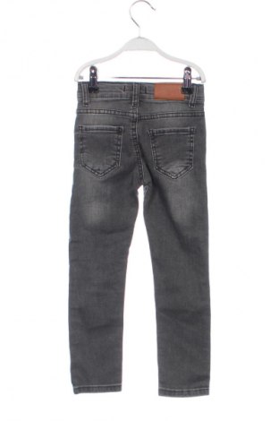 Детски дънки Unbranded, Размер 4-5y/ 110-116 см, Цвят Черен, Цена 16,36 €