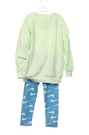 Παιδικό σύνολο Nike, Μέγεθος 18-24m/ 86-98 εκ., Χρώμα Πολύχρωμο, Τιμή 47,99 €