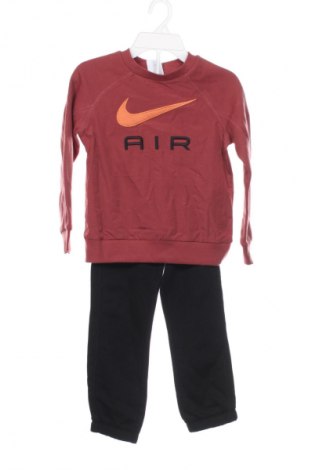 Dětský komplet  Nike, Velikost 4-5y/ 110-116 cm, Barva Vícebarevné, Cena  1 029,00 Kč