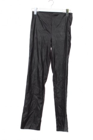 Детски панталон Gina Tricot, Размер 12-13y/ 158-164 см, Цвят Черен, Цена 5,62 €