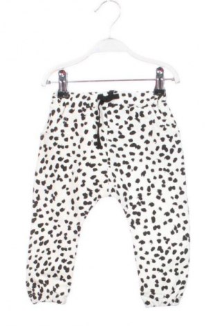 Kinderhose Unbranded, Größe 6-9m/ 68-74 cm, Farbe Mehrfarbig, Preis € 5,99
