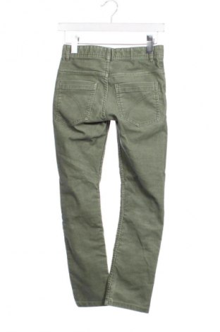 Детски панталон United Colors Of Benetton, Размер 8-9y/ 134-140 см, Цвят Зелен, Цена 15,00 €