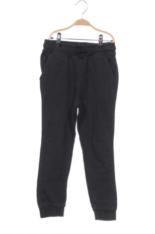 Детско спортно долнище Y.F.K., Размер 6-7y/ 122-128 см, Цвят Сив, Цена 20,42 €