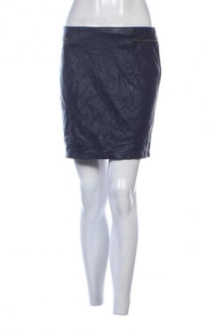 Кожена пола Naf Naf, Размер M, Цвят Лилав, Цена 4,60 €