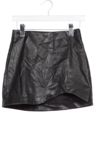 Δερμάτινη φούστα Stradivarius, Μέγεθος S, Χρώμα Μαύρο, Τιμή 18,99 €