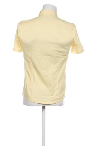 Мъжка риза Olymp, Размер S, Цвят Жълт, Цена 40,90 €