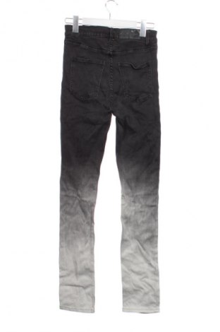 Мъжки дънки Cheap Monday, Размер S, Цвят Многоцветен, Цена 2,55 €