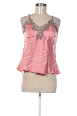 Piżama
 Just For Victoria, Rozmiar L, Kolor Różowy, Cena 135,99 zł