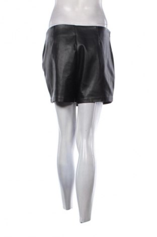 Пола - панталон Fb Sister, Размер M, Цвят Черен, Цена 8,50 €