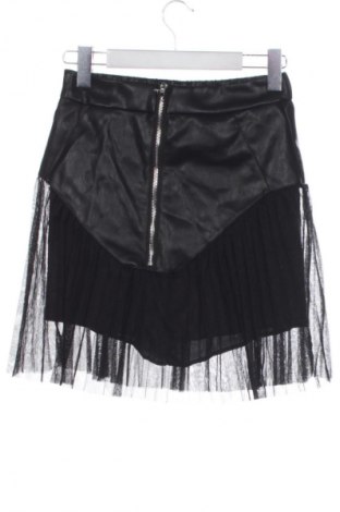 Пола - панталон Unbranded, Размер XS, Цвят Черен, Цена 6,13 €