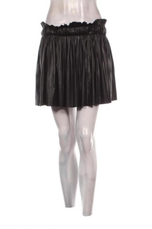 Пола - панталон Zara, Размер M, Цвят Черен, Цена 8,69 €