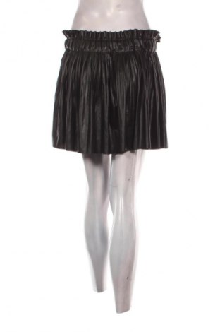 Пола - панталон Zara, Размер M, Цвят Черен, Цена 8,69 €