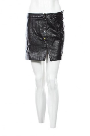 Пола Bershka, Размер S, Цвят Черен, Цена 16,36 €