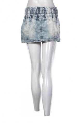 Пола Bershka, Размер M, Цвят Син, Цена 15,33 €