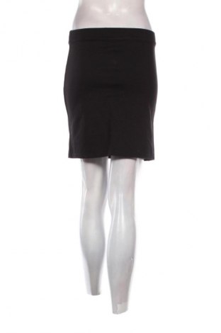 Пола Busem, Размер S, Цвят Черен, Цена 9,71 €