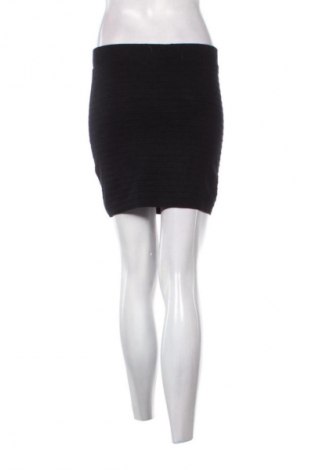 Пола Colloseum, Размер S, Цвят Многоцветен, Цена 9,71 €