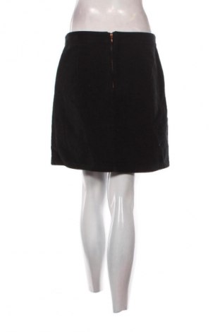 Пола F&F, Размер M, Цвят Черен, Цена 7,84 €