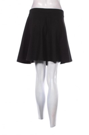 Пола Fb Sister, Размер L, Цвят Черен, Цена 7,66 €