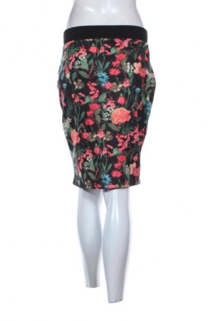 Φούστα Gate Woman, Μέγεθος S, Χρώμα Πολύχρωμο, Τιμή 3,99 €