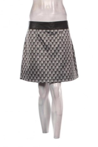 Fustă Guess, Mărime L, Culoare Multicolor, Preț 342,99 Lei