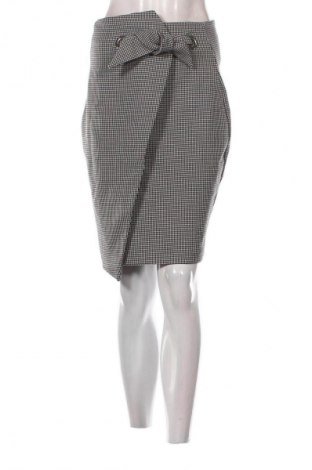 Пола H&M, Размер S, Цвят Многоцветен, Цена 7,15 €