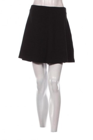 Пола H&M, Размер XL, Цвят Черен, Цена 11,75 €